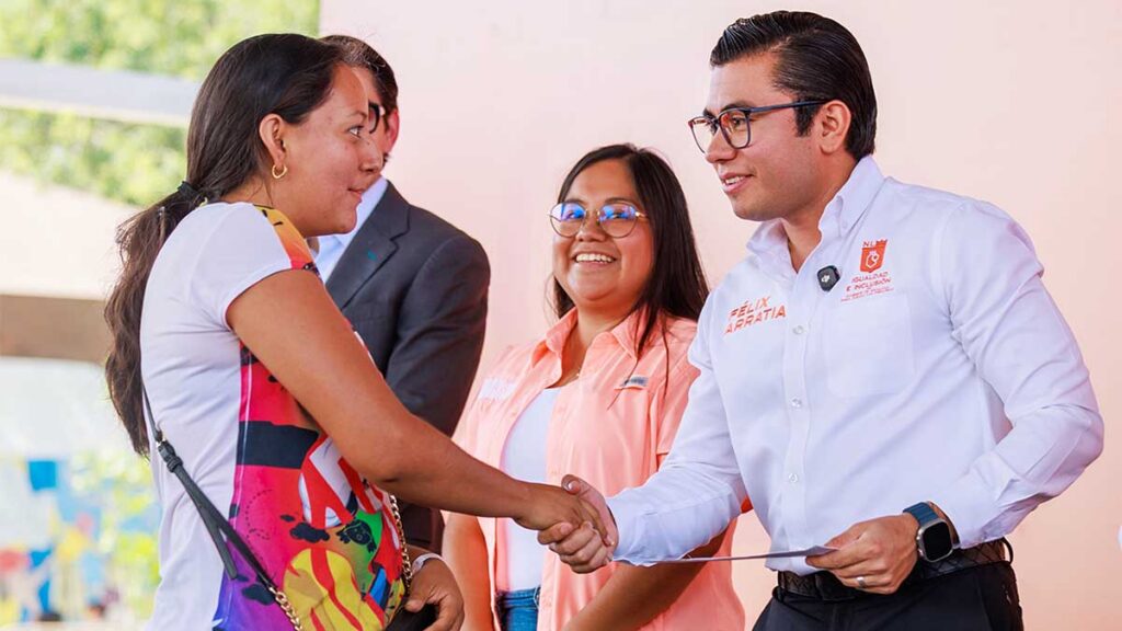 tarjeta mujeres nuevo león