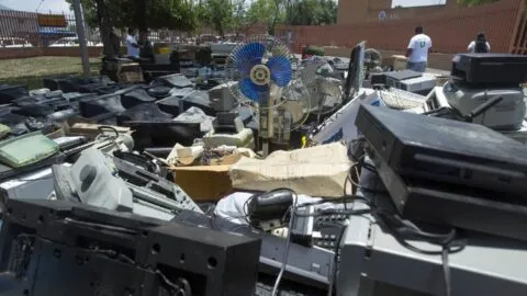 ¿Tienes aparatos viejos? Consulta los centros de reciclaje del Edomex