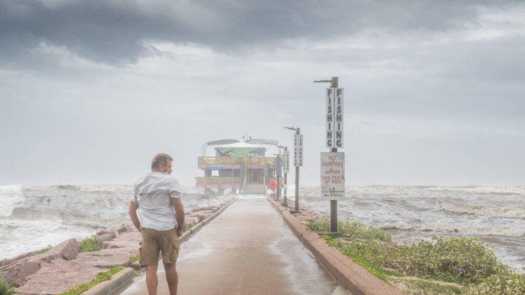 La tormenta tropical Bertha tocó tierra en Texas y Luisiana, donde provoca lluvias intensas y riesgo de inundaciones.
