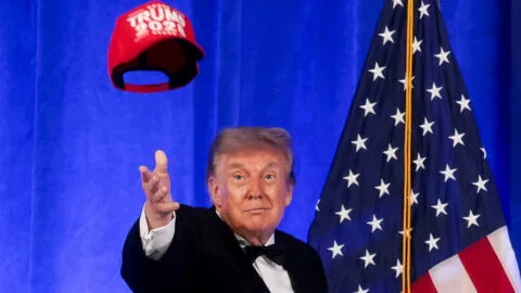 Trump dijo que volverá a postularse y bromea con un “cuarto mandato”
