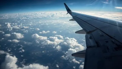 TSA confirma qué teléfono no puede volar en Estados Unidos