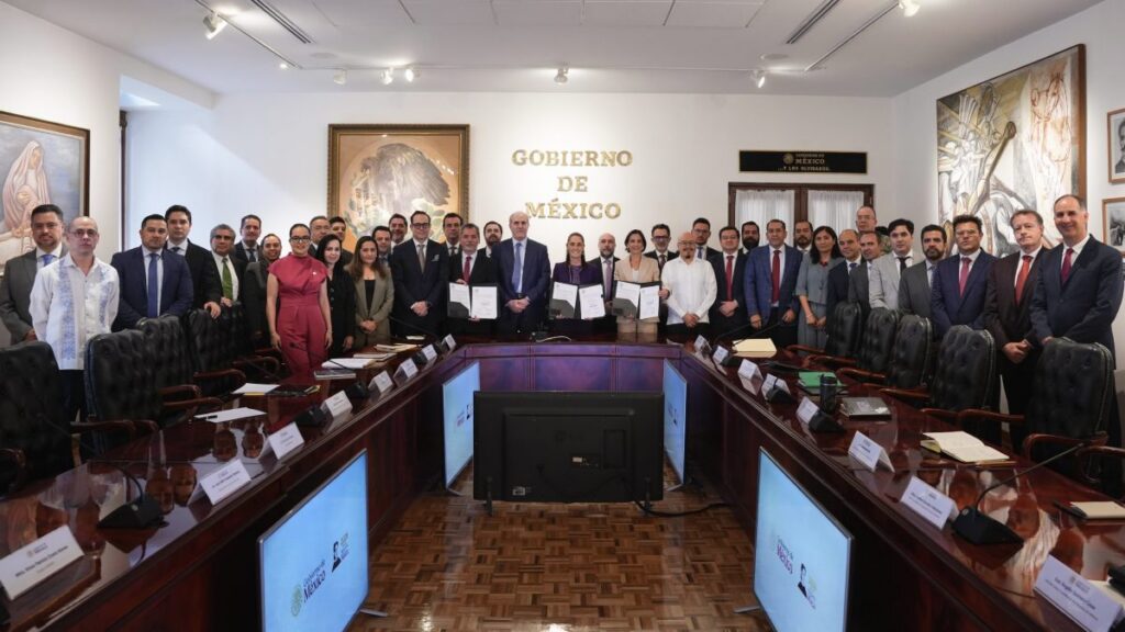 Acuerdo entre la presidenta Claudia Sheinbaum y gasolineros