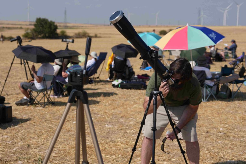 observación total del eclipse solar en Lodoso, provincia de Burgos,