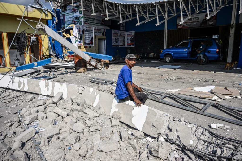 terremoto-77-indonesia-destruccion-imagenes