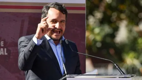 López Beltrán, Trump y una controversia que crece