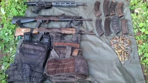 Continúan opertivos en Sinaloa, decomisan armas, drogas, vehículos y dinero