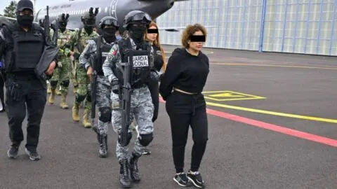 "Vámonos, señora; no haga esto más difícil": filtran audio de la detención de familiares del "Tío Lako"