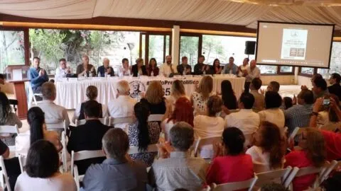 Instalan en Baja California comité que exige la libertad de Ernesto Ruffo, exgobernador preso en el Altiplano