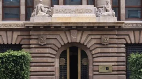 Banxico reporta aumento de 4.2% en remesas hacia México