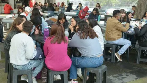 Edomex ofrece becas para estudiantes de escuelas particulares; así puedes obtener exención total o parcial de colegiatura