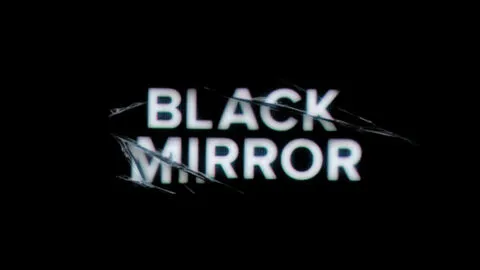“Black Mirror” vuelve a mirar al futuro: Netflix confirma que la octava temporada está en producción