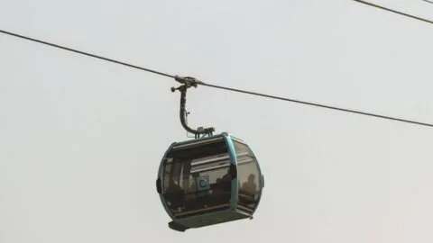 Video: tormenta sacude cabina del Cablebús en CDMX; usuarios captan fuerte movimiento