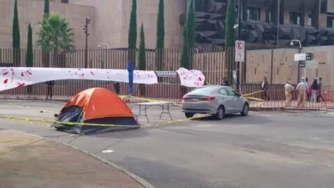 Bloquean Calzada Legaria frente a Embajada de EE.UU.; autoridades dan alternativas viales