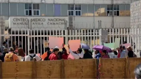 Casi mil pacientes renales del IMSS Puebla afectados por desabasto de medicamentos