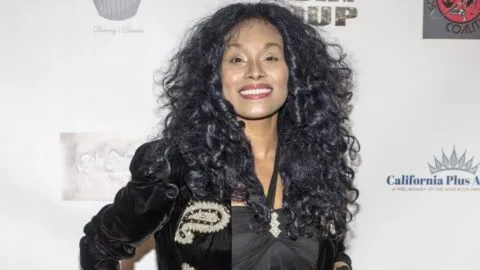 Christy Knowings, actriz de Nickelodeon, muere a los 46 años tras sufrir daño cerebral por un ataque de asma