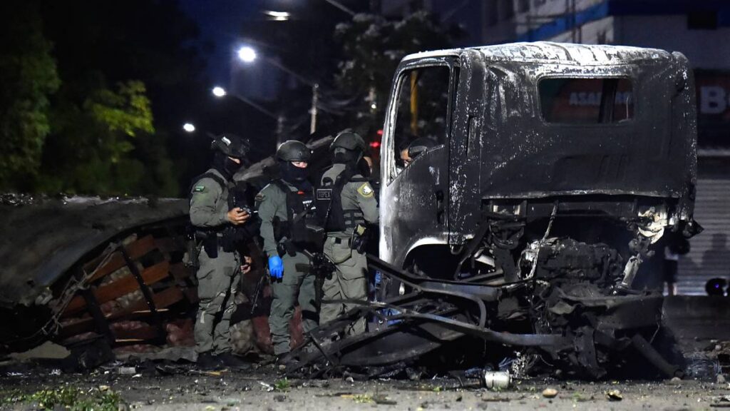 Explota camión bomba en Cúcuta; reportan 11 heridos a seis días de la investidura de Abelardo de la Espriella.