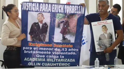 Madre de Erick Terán acusa retrasos e irregularidades en la investigación por el homicidio de su hijo en escuela militarizada