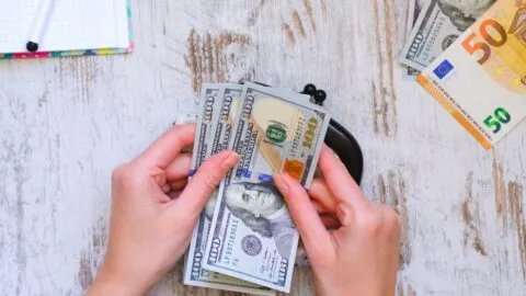 Guía de plataformas digitales para ahorrar en envíos de dinero desde Estados Unidos en 2026