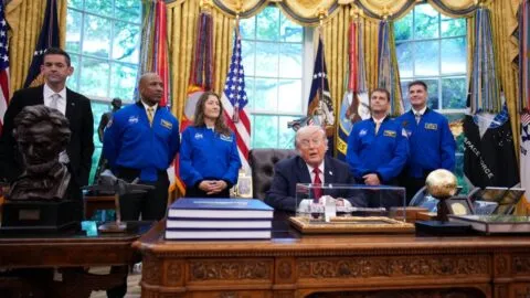 Donald Trump entregará la Medalla de Honor Espacial del Congreso a los astronautas de Artemis II