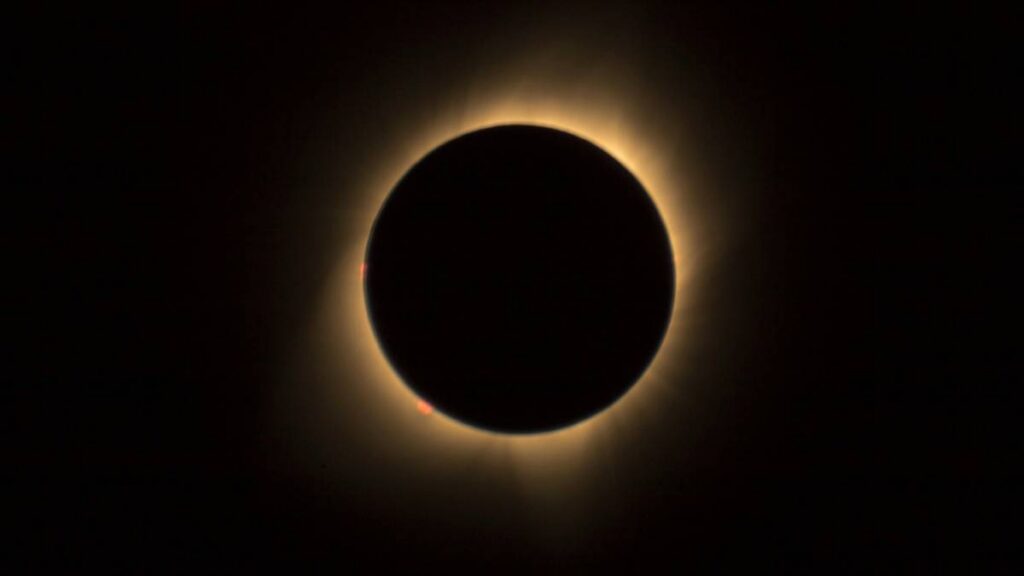Así podrás ver el eclipse de sol del 12 de agosto