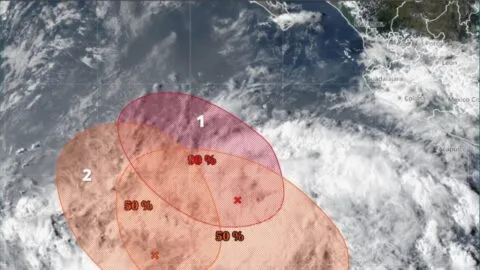 En el Pacífico hay 3 zonas de baja presión que podrían volverse ciclones: Meteorológico