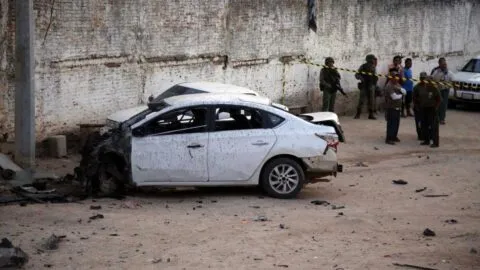 EE. UU. entrena a elementos mexicanos para investigar coches bomba