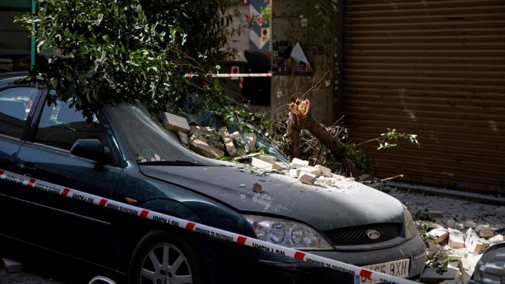IMÁGENES: SISMO DEJA TRES HERIDOS Y DAÑOS MATERIALES EN ESPAÑA