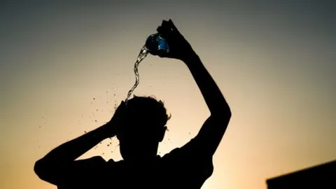 Ola de calor extrema azota el sur de California y rompe récords en Fullerton