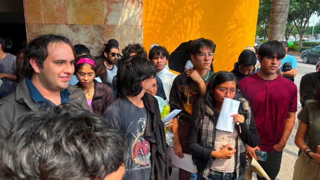 Inicia examen de control de la UNAM