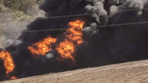 A horas de la toma de posesión de De la Espriella, destruyen con explosivos caseta en Colombia