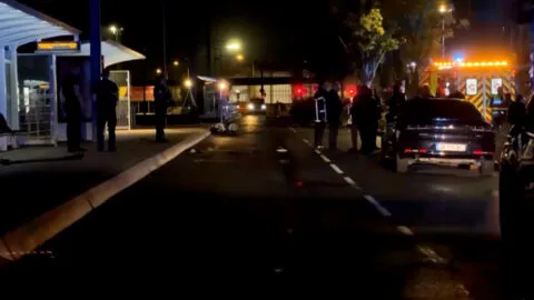 Auto embiste a peatones frente a estación de tren en Francia; hay 10 heridos
