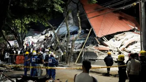 Gobierno de Colombia despliega ayuda en zonas afectadas tras sismo de 7.4