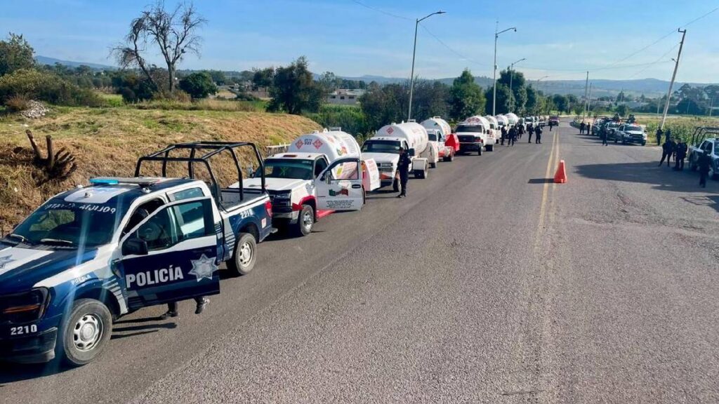 golpe-al-huachigas-en-puebla-recuperan-mas-de-21-mil-litros-de-gas-lp-y-aseguran-siete-pipas-en-san-salvador-el-verde