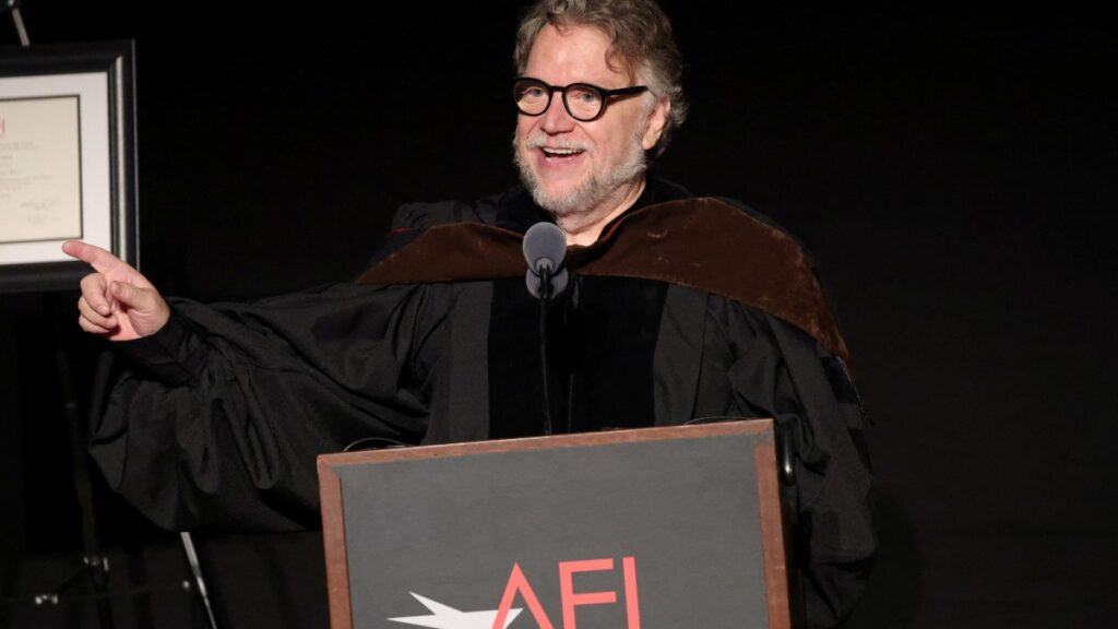 Guillermo Del Toro Recibe Doctorado
