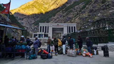 Gyirong, el corredor turístico del Himalaya entre China y Nepal, golpeado por el desastre