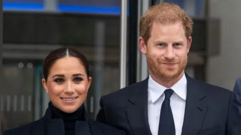 El príncipe Harry y Meghan Markle buscan nueva casa tras su regreso a Reino Unido