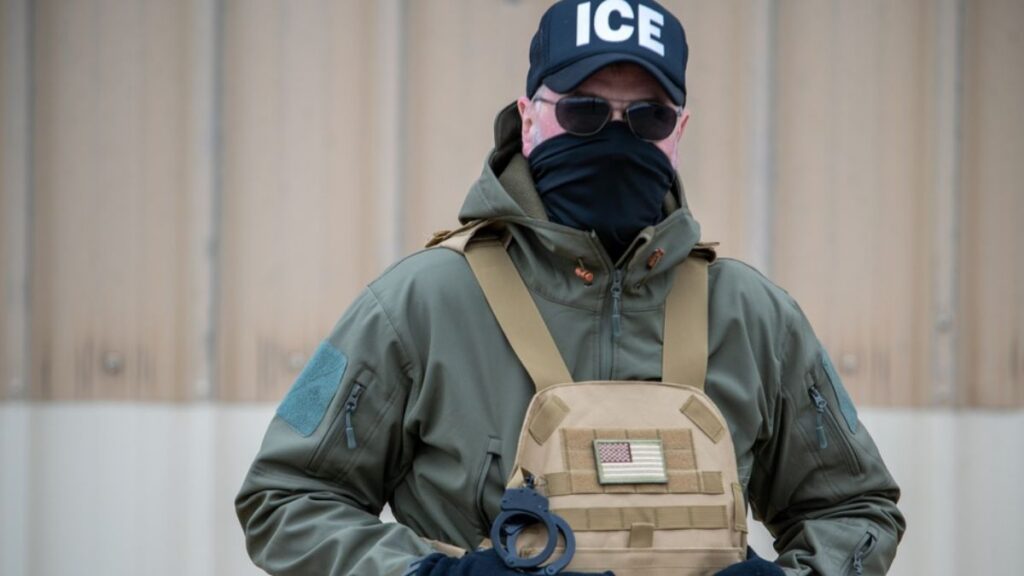 La agencia plantea subsidiar una póliza de responsabilidad civil de hasta 500 mil dólares para agentes estatales y locales que participen en el programa 287(g)