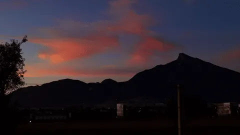 Denuncian invasión y tala ilegal en el Cerro de la Silla de Monterrey