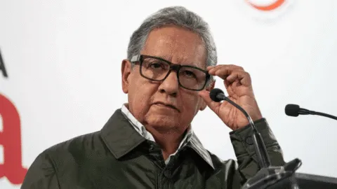 Morena elige por unanimidad a Higinio Martínez para presidir el Senado