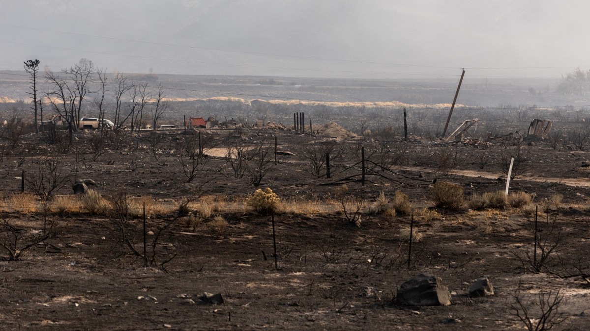 Al menos seis personas, tres socorristas y tres civiles, resultaron heridas por la voracidad del incendio en Reno.