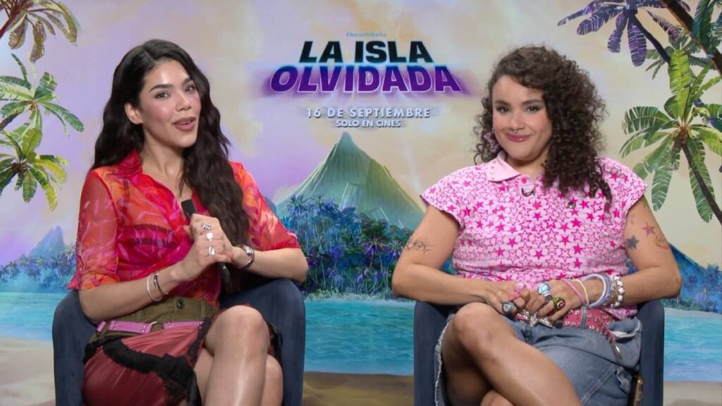 Kenia Os y Esmeralda Soto debutan en el doblaje