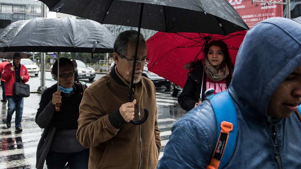 Prevén lluvias, chubascos y posible granizo en CDMX