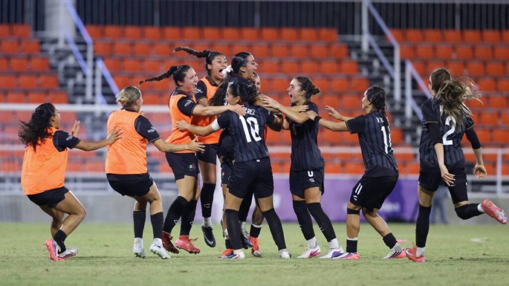 México se corona en los Centroamericanos. Foto X: @Miseleccionfem