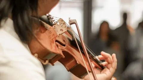 Muere Romina Rivera Cruz, niña violinista que tocó ante el Papa León XIV en el Vaticano