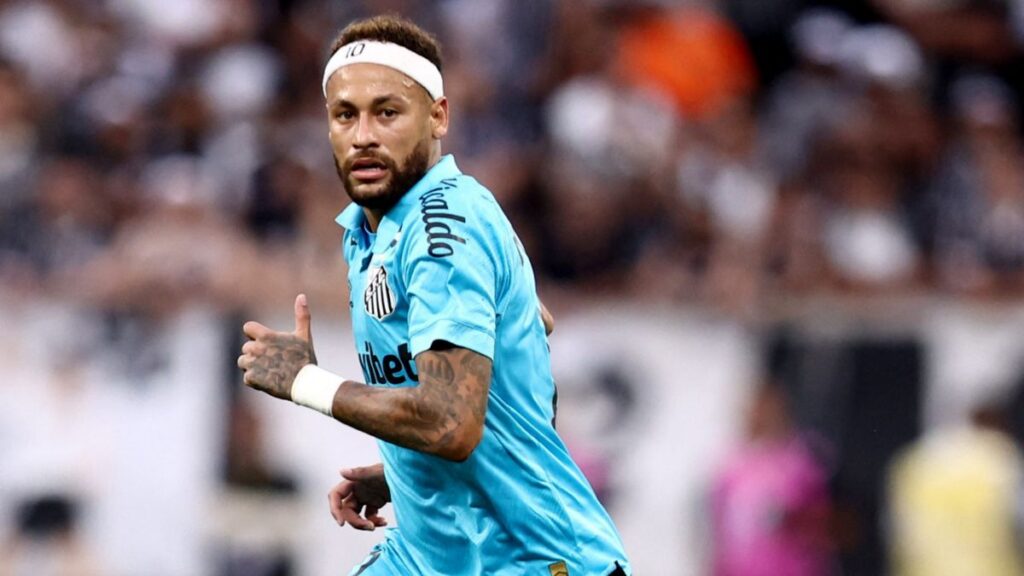 Neymar Da Playera A Nino Y Se La Quitan