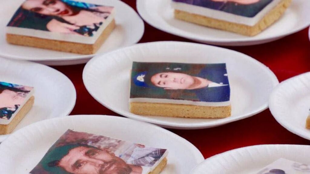 Pasteles con rostros de desaparecidos.