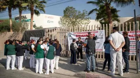 Pensionados del IMSS y estudiantes del IPN encabezan protestas en la CDMX este martes