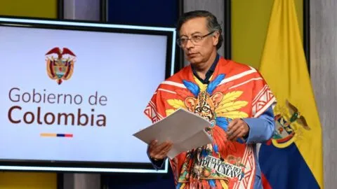 Petro reitera que hubo fraude en elecciones y "avizora" guerra civil en Colombia