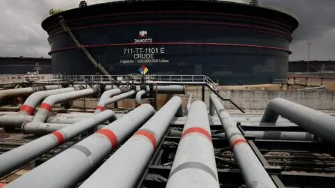 Petróleo alcanza pico más alto de precio este 19 de agosto por incertidumbre en la guerra