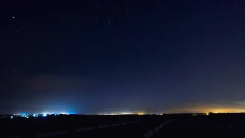¿Qué son? Captan extrañas luces rojas en el cielo de San Luis Potosí